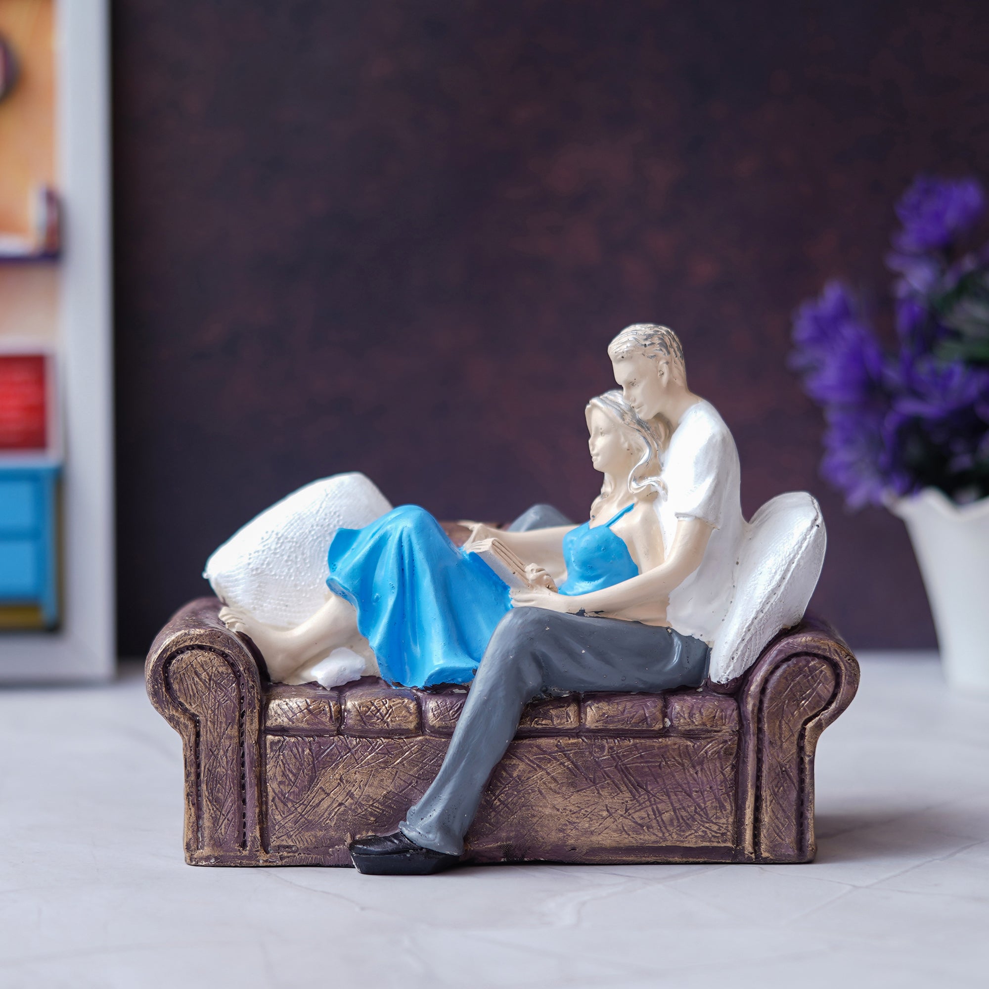 Romantic Couple Statue Sitting on Sofa and Reading Book Decorative Showpiece 4