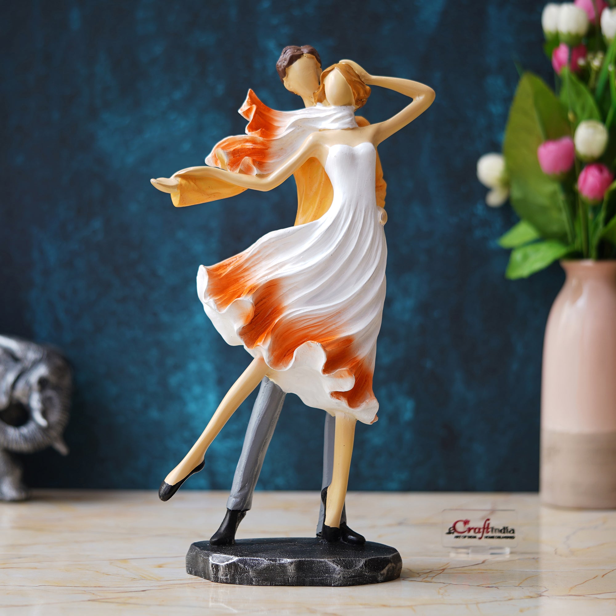 Multicolor Polyresin Lovely Couple Statue Showpiece 4