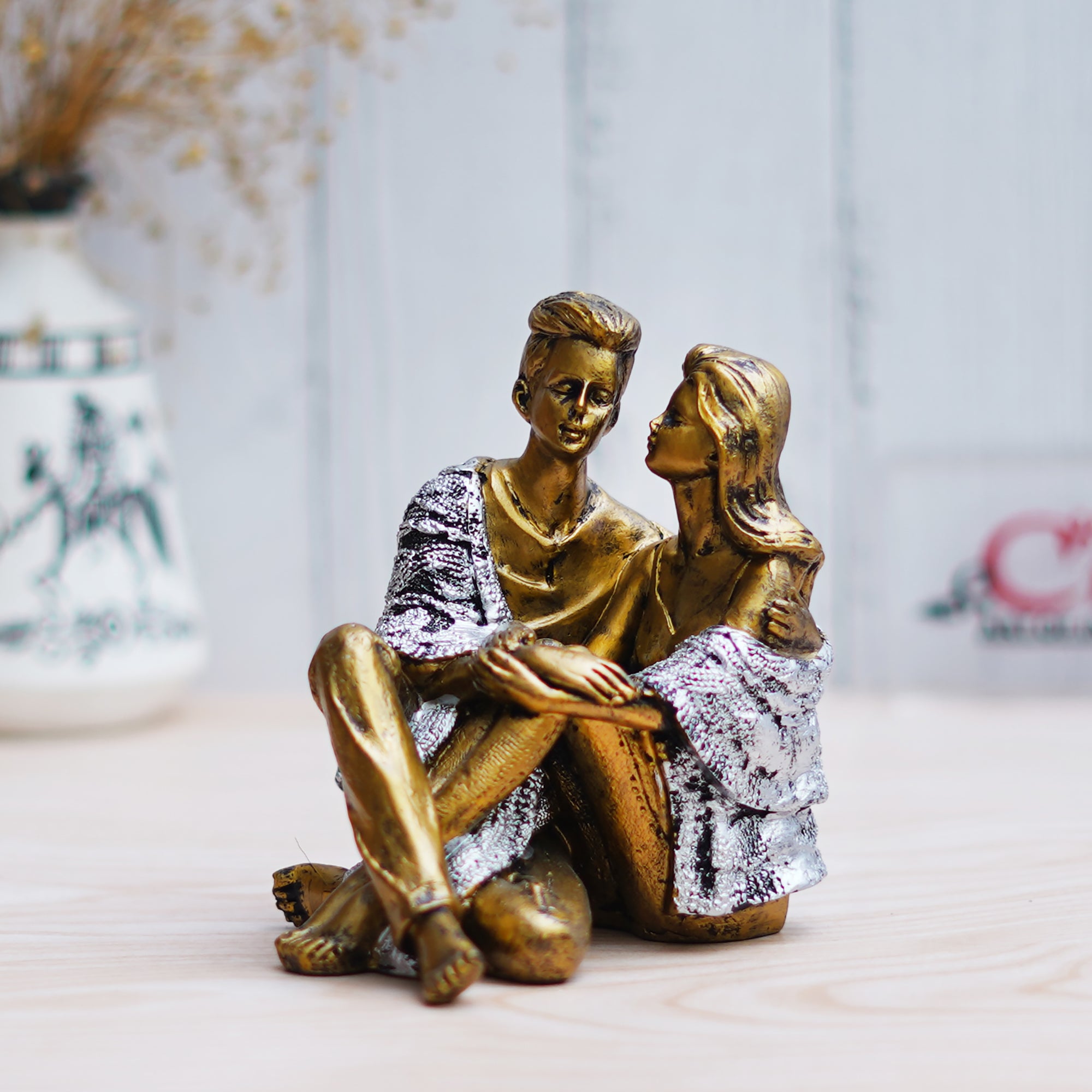 Lovely Sitting Couple Statue Human Figurine Showpiece 5