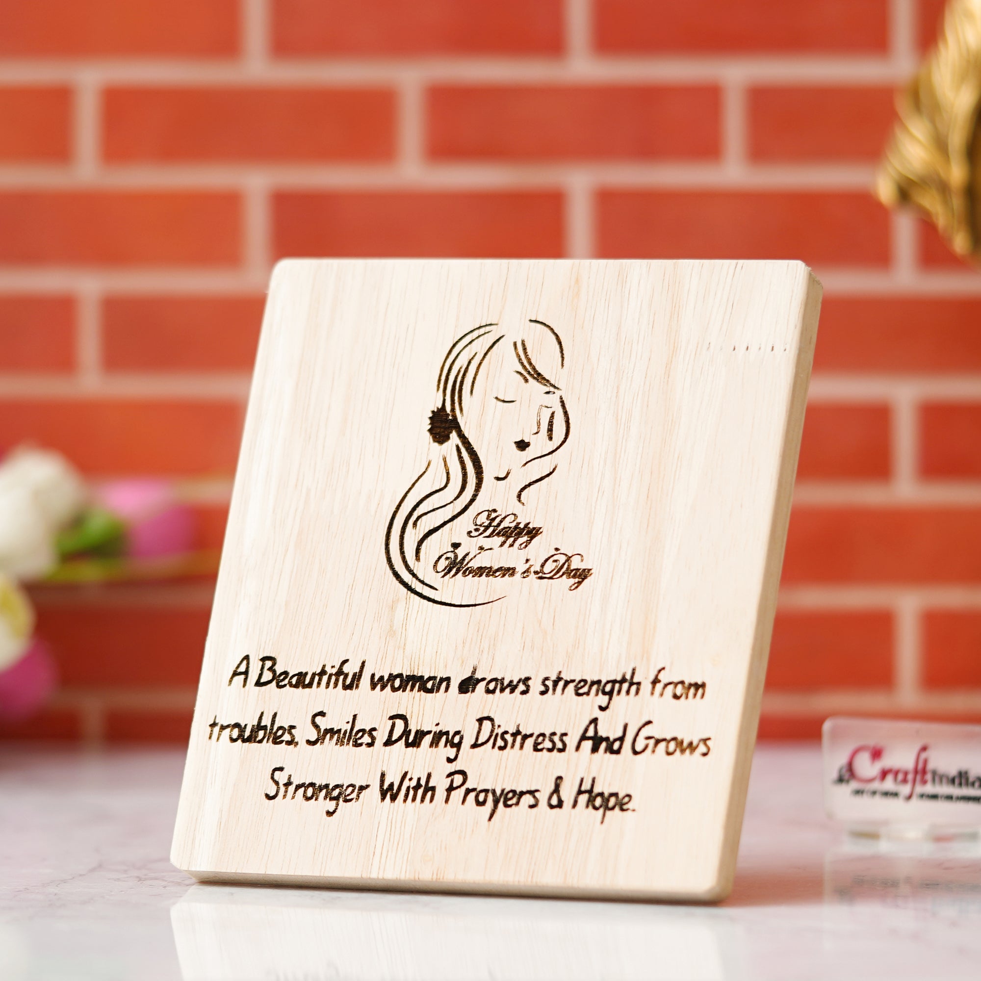 "A Beautiful Woman Draws Strength" Quote Tabletop Wooden Showpiece 1