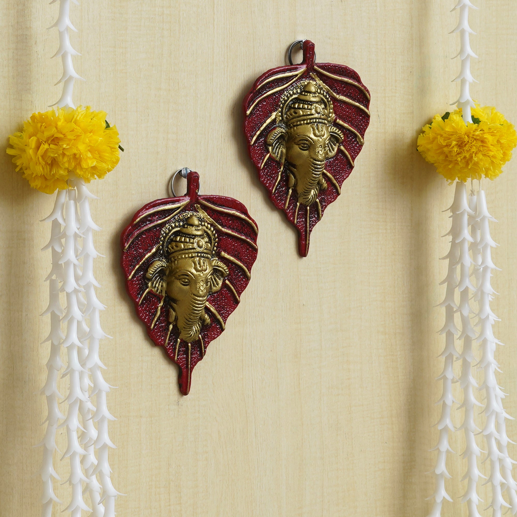 eCraftIndia Set of 2 Golden and Red Peepal Leaf Ganesha Wall Hangings 4