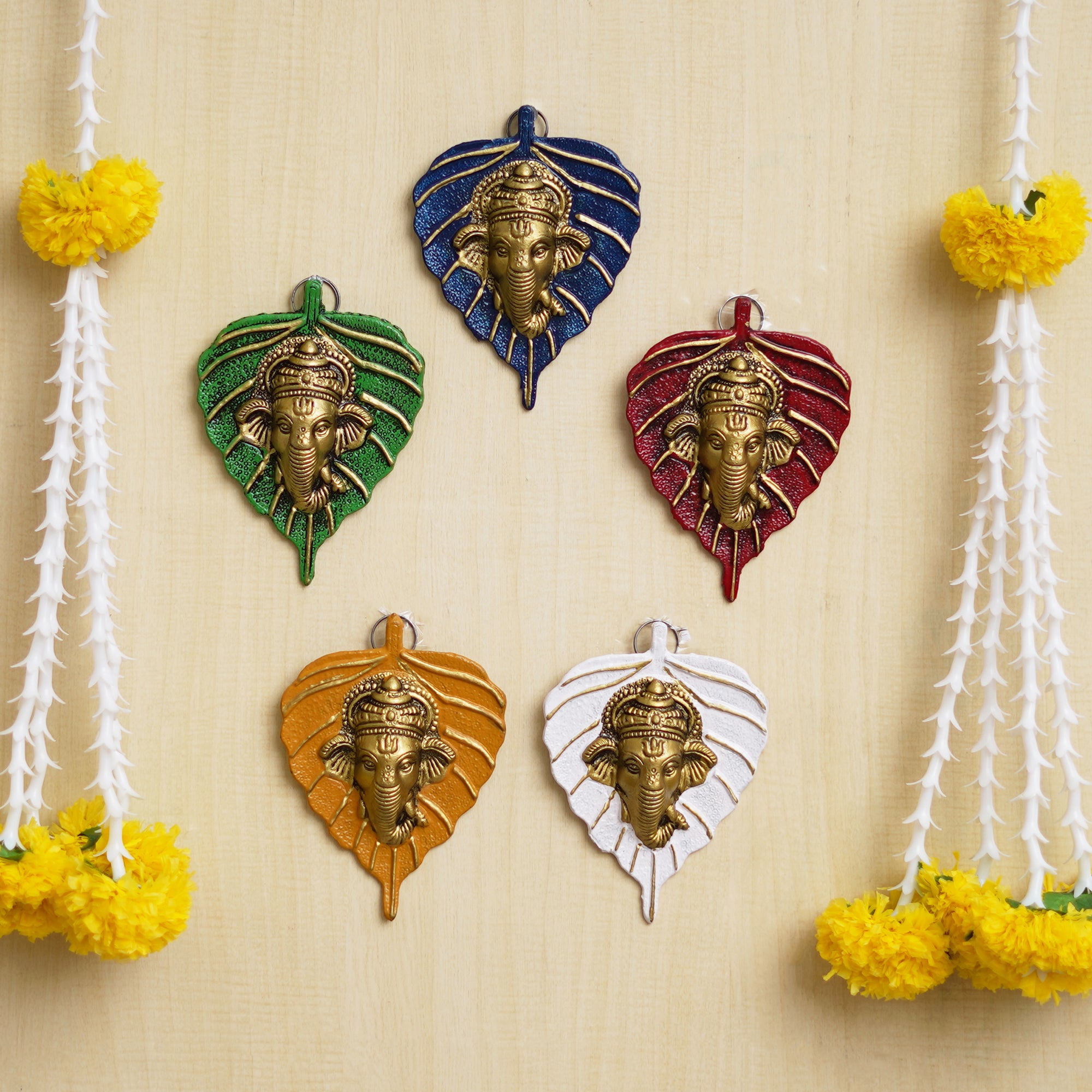 eCraftIndia Set of 5 Decorative Lord Ganesha Face On Leaf Wall Hanging