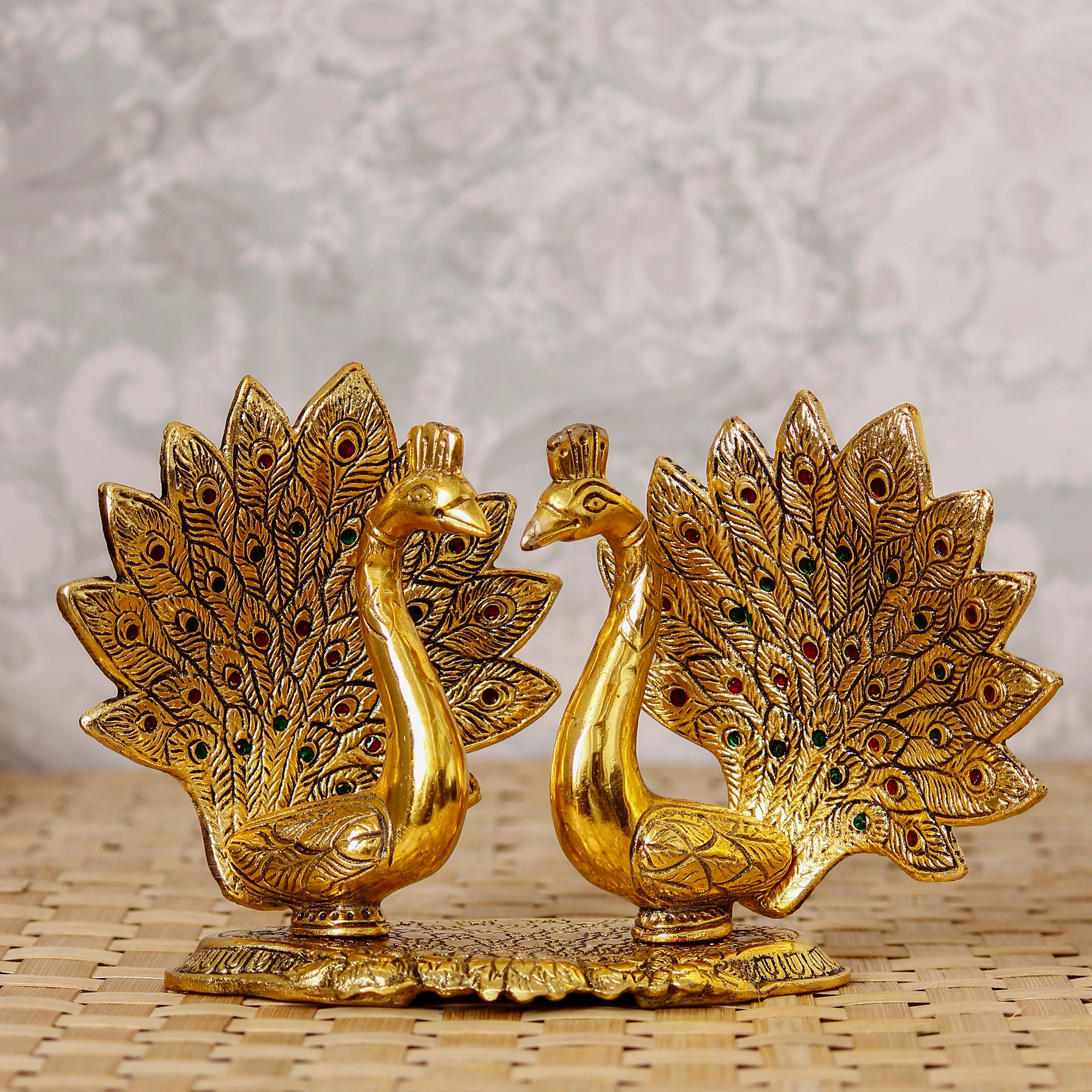 Set Of 2 Loving Golden Peacock Statue Decorative Metal Bird Figurines 2