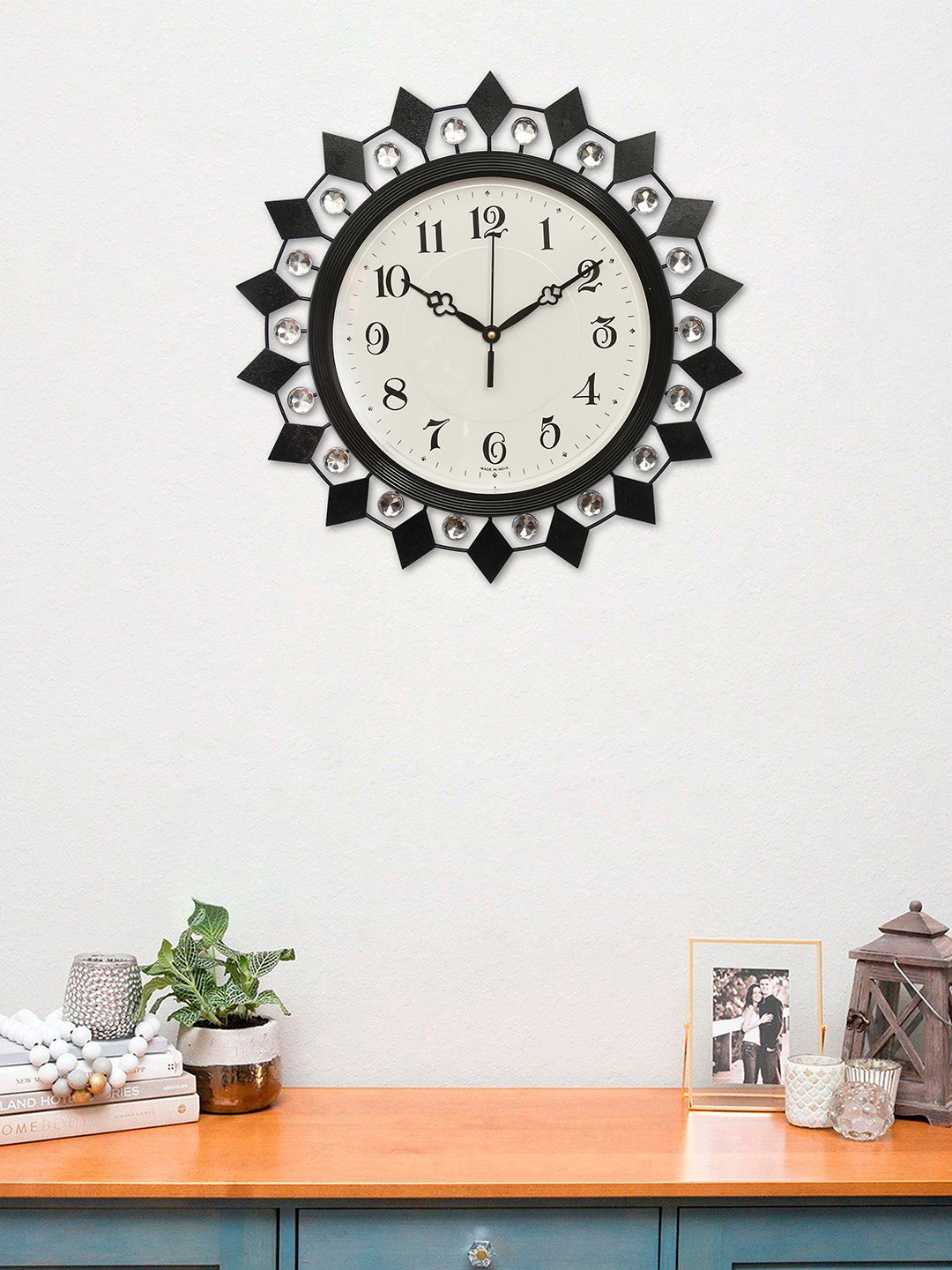 Beautiful Design Black Wall Clock for DÃ©cor (37*37*5 cm) 1