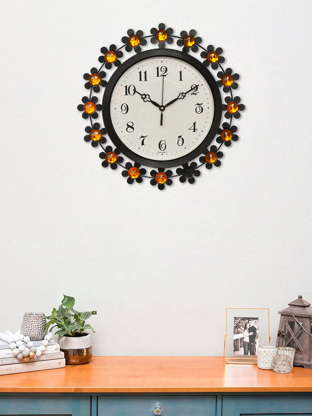 Iron & Crystal Elegant Design Wall Clock, Black, Yellow (37*37*5 cm) 1