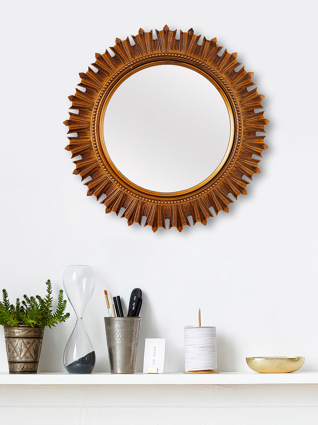 Beautiful Design Stylish Gold Plastic Fiber Round Shape Mirror (40*40*4 cm)