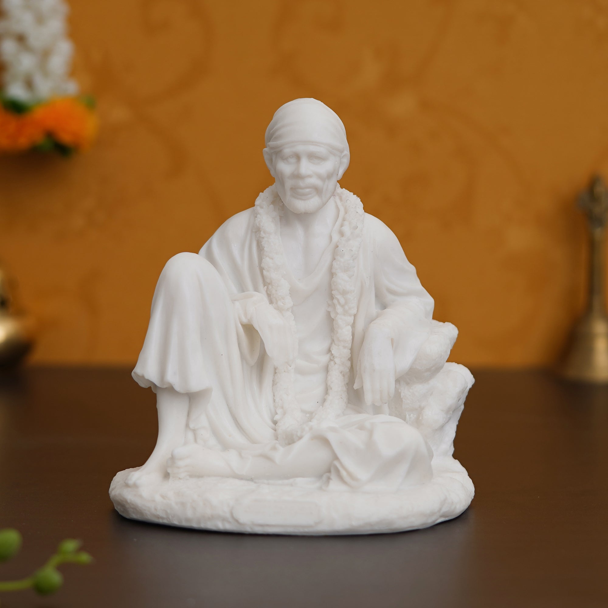 White Polyresin Sai Baba Sitting Statue 1