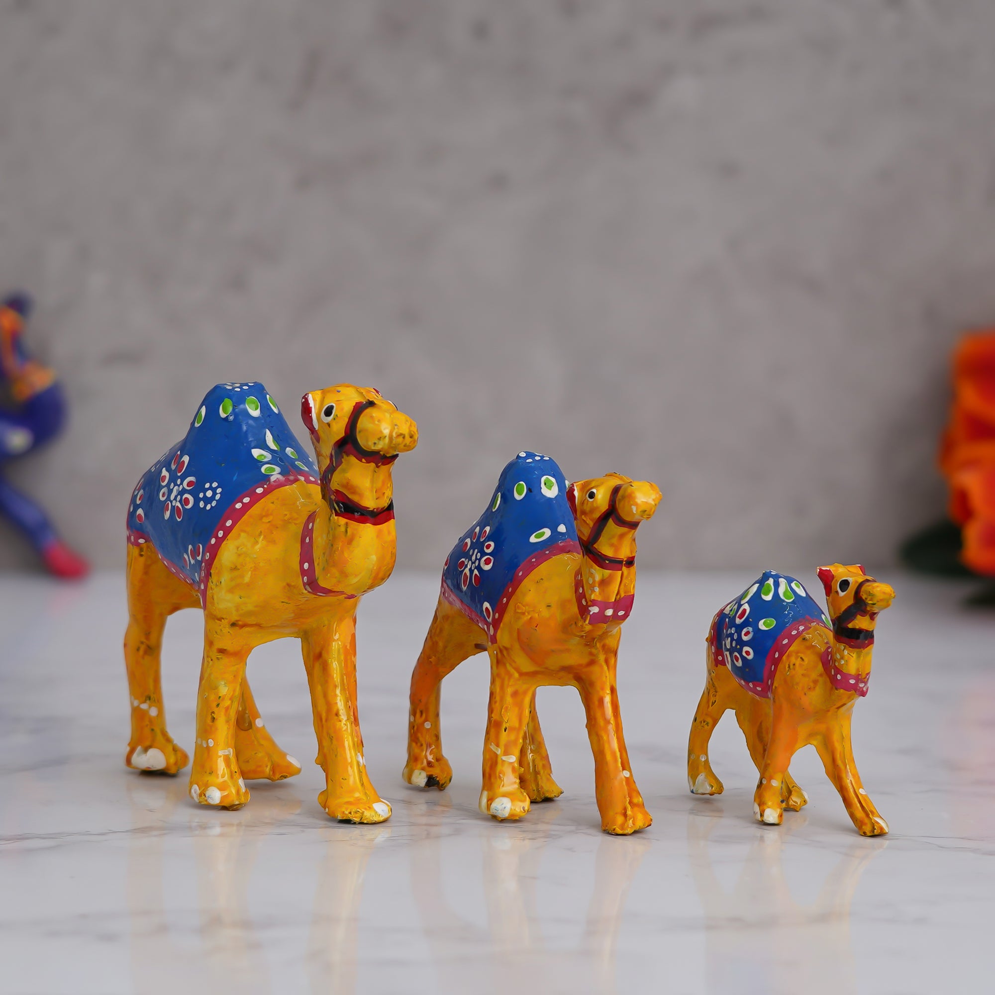 Set of 3 Decorative Camel Showpiece Animal Figurines- Multicolor 5