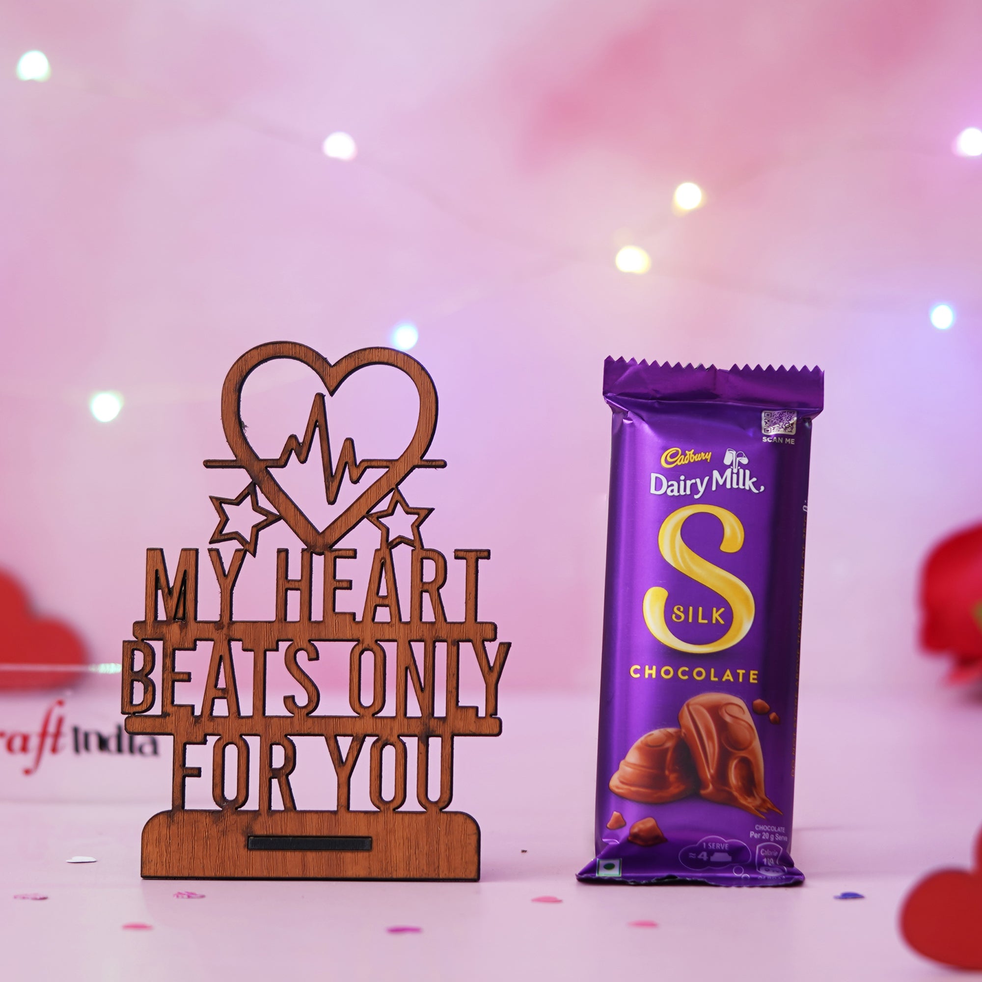 "My Heart Beats Only For You" Showpiece & Cadbury Dairy Milk Silk