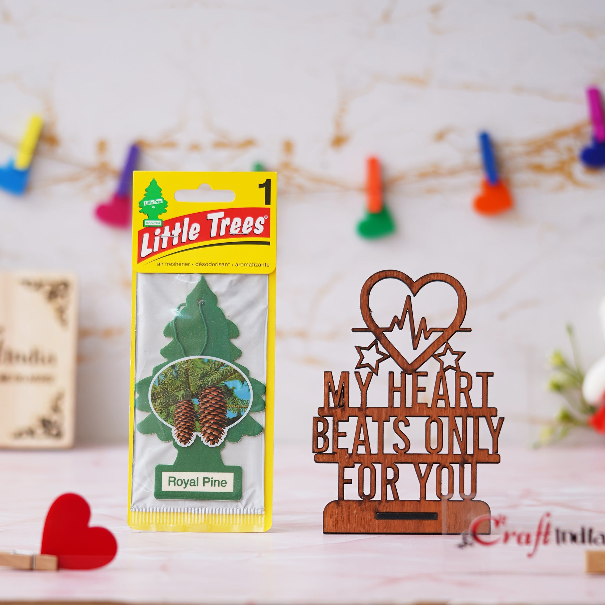 "My Heart Beats Only For You" Showpiece & Air Freshener Royal Pine Pack 1