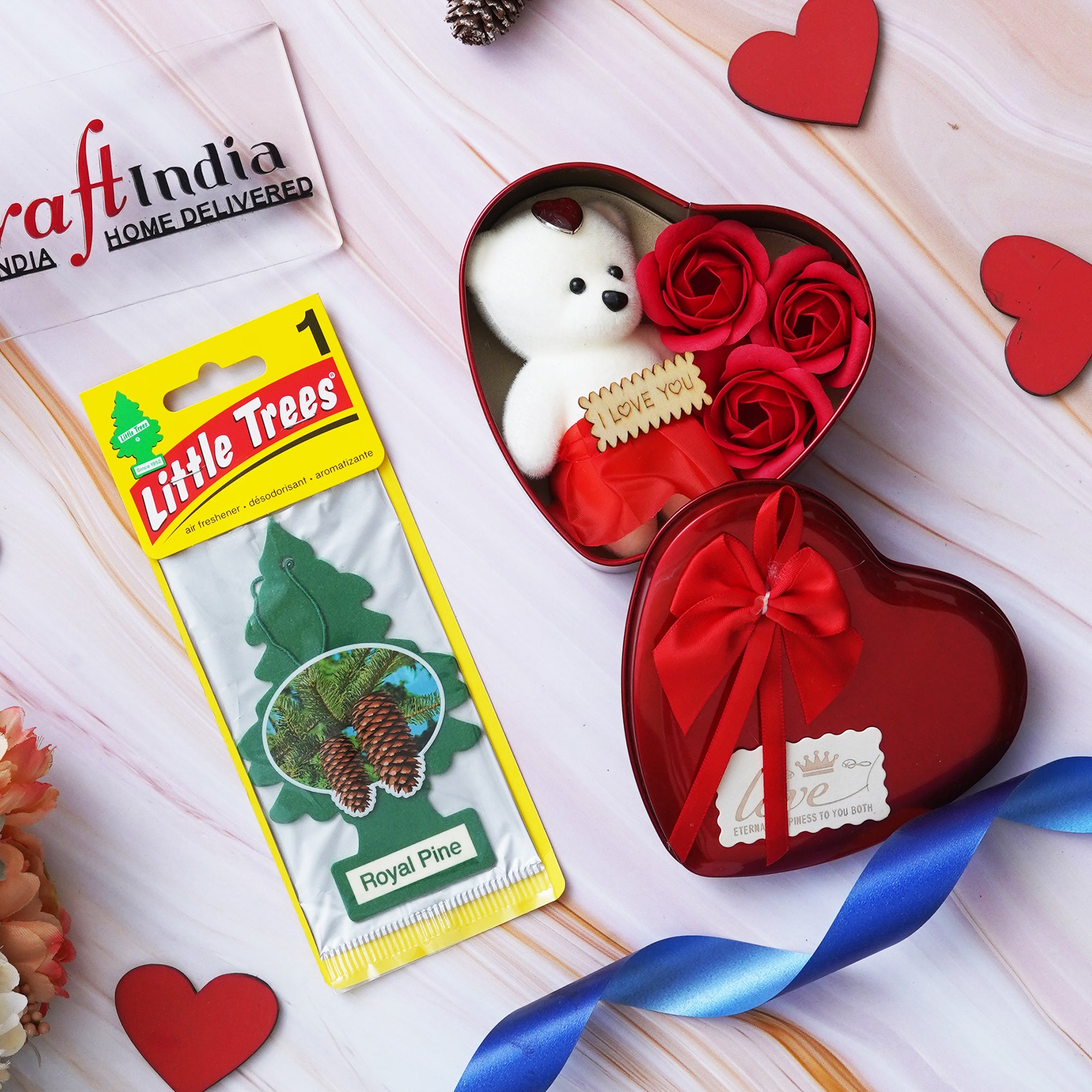 Heart Shaped Valentine's Day Gift Box & Air Freshener Royal Pine Pack 1