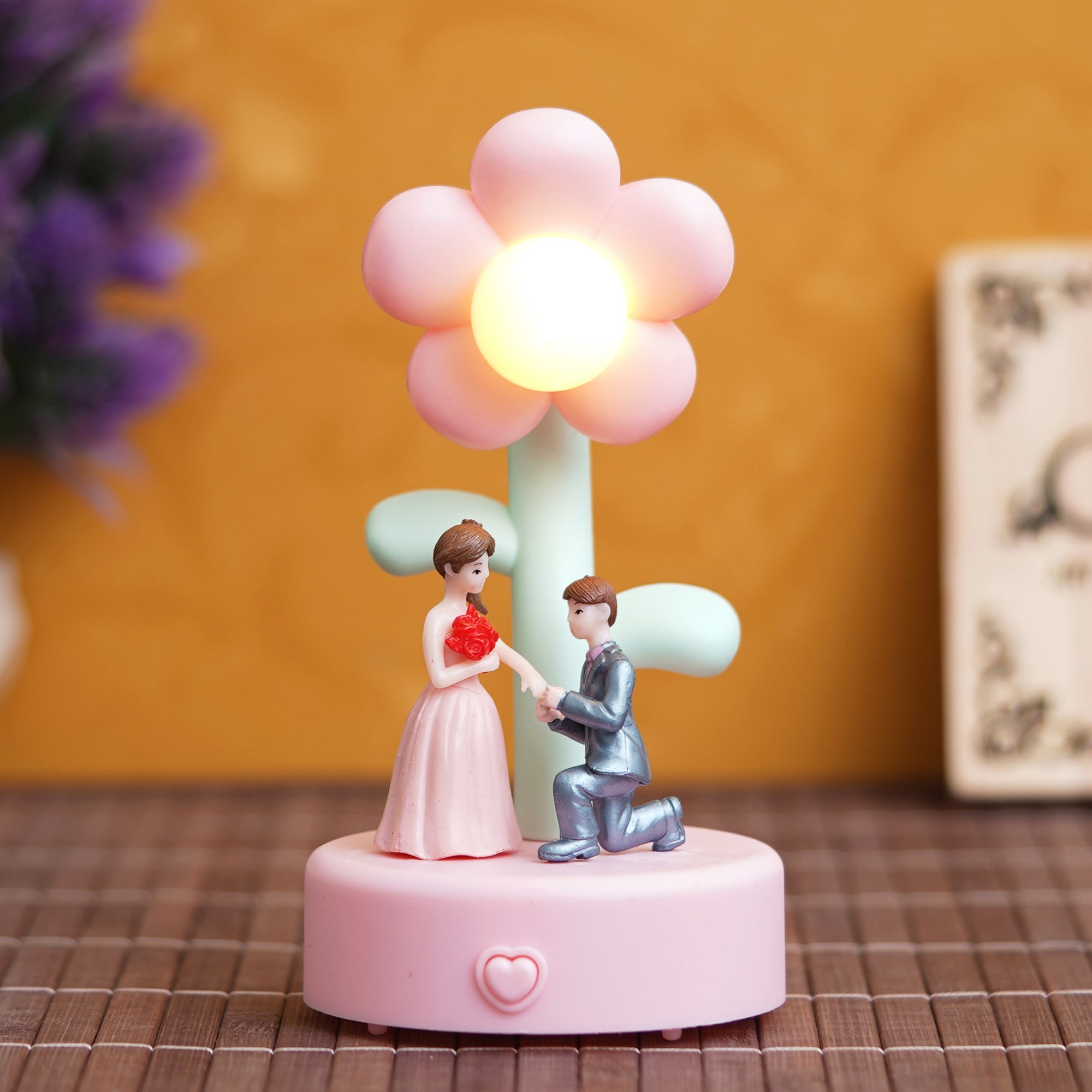 eCraftIndia Miniature Lovely Couple Statue with Flower Table Lamp