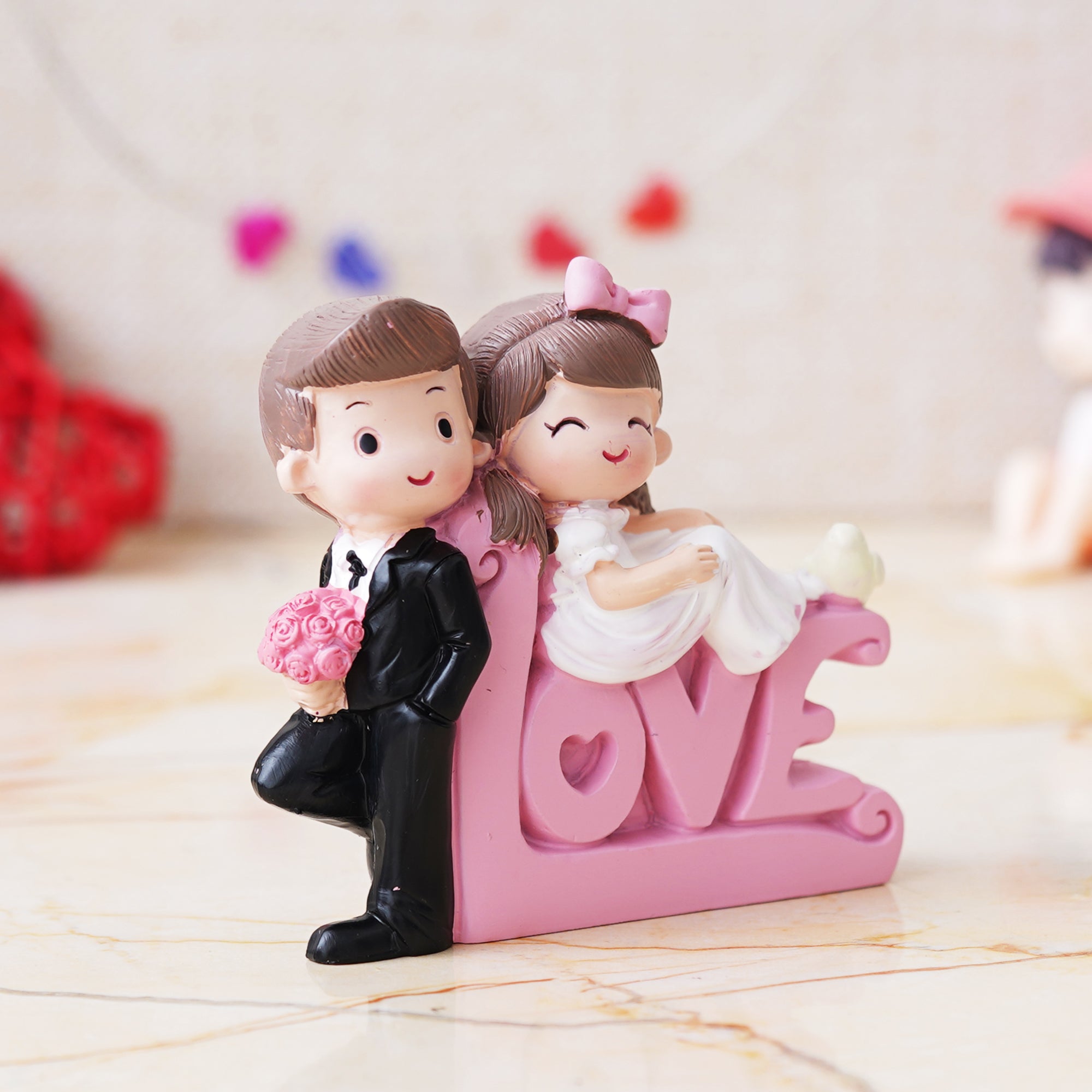 eCraftIndia Cute Couple Love Decorative Showpiece - Valentine's Day Gifts 1