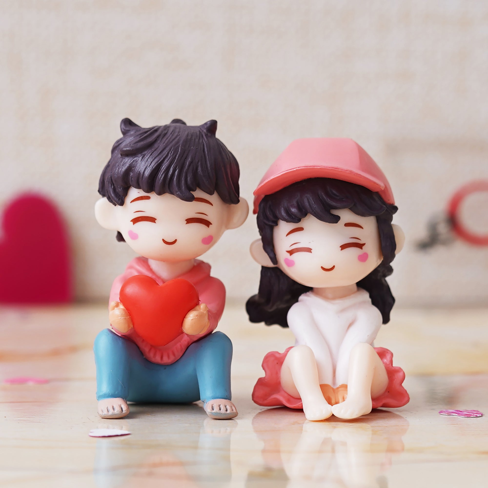 eCraftIndia Cute Romantic Couple Statue, Boy Giving Heart To Girl Showpiece 5