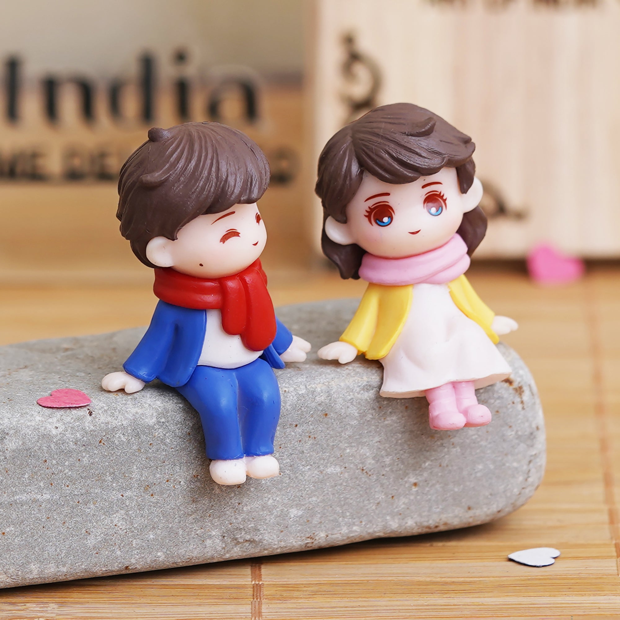 eCraftIndia Cute Boy and Girl Sitting Couple Statue Decorative Showpiece