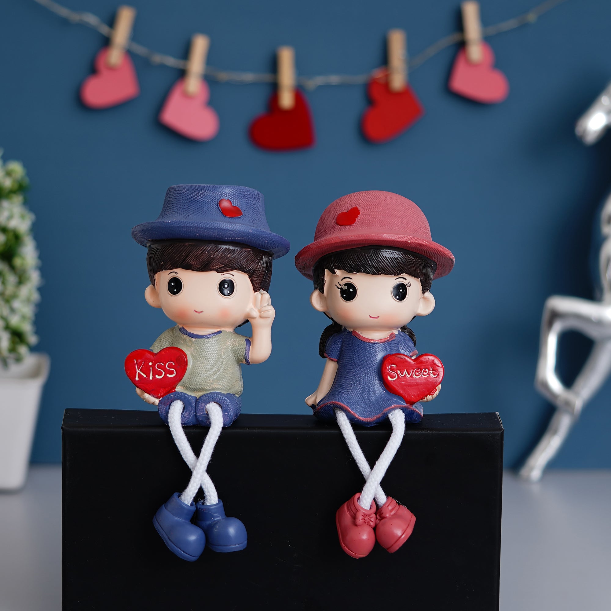 Colorful Sweet Kiss Girl & Boy Figurine